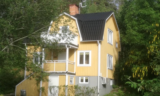 Ankarsrum House | Idyllic house m. Fireplace u. Sauna, lake 300 m, zw. Baltic Sea coast and Vimmerby