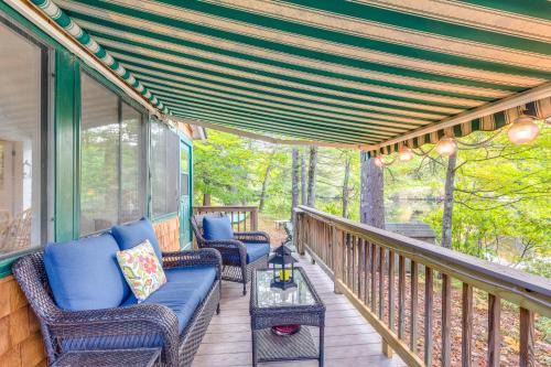 Bradford House | Idyllic Lakefront Cottage Near Mount Sunapee