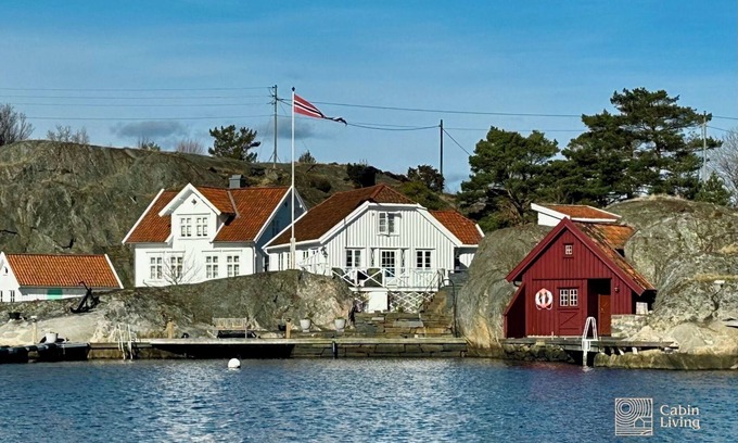Lillesand House | Idyllic seaside cabin w/sauna & private dock