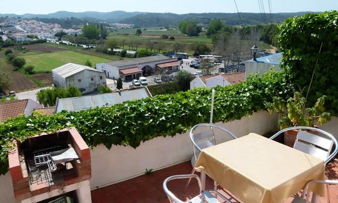 Aljezur Apartment | Idyllic vacation home Casa da Marina
