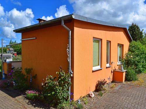Reddelich House | Idyllischer Bungalow an der Ostseeküste