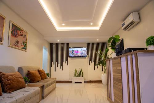 Mushin House | Ifycious Lodge