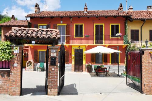Santo Stefano Roero House | Il Casale Del Roero