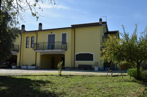 Calvi di Umbria House | Il Casale Delle Rose