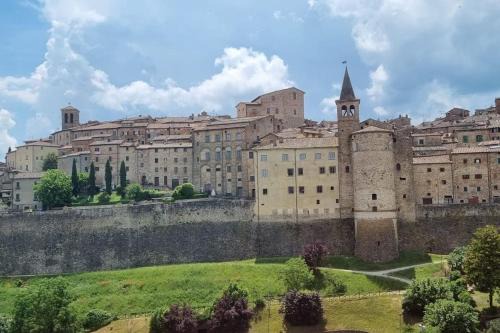 Anghiari Apartment | Il patio di Anghiari - Bella vista e relax