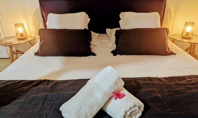 Terre-de-Haut House | Ilet-Suite-Honeymoon-Ensuite with Shower-Terrace
