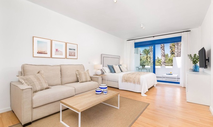 Las Acacias Apartment | iloftmalaga Pedregalejo