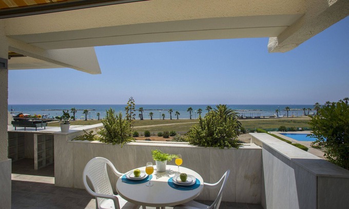 Oroklini Apartment | Imagine You and Your Family Renting this Perfect Holiday Apartment minutes from the beach