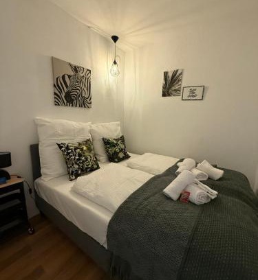 Fallersleben Apartment | Immo-Vision - Modern Living Apartments, Zentral, Parkplatz, Küche, Wlan