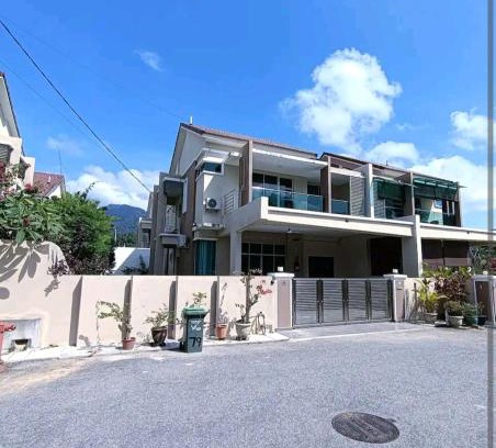 Kampung Bakau House | IMPIAN STAY #1 #15pax Semi Bungalow House半独立別墅
