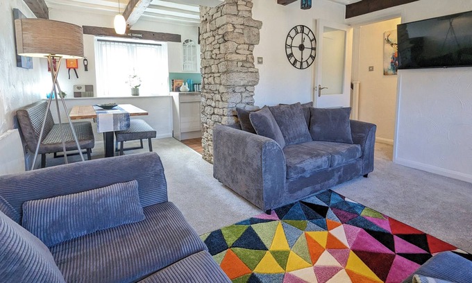 Meathop House | Impressive 3-bed cottage on 9-acres of land