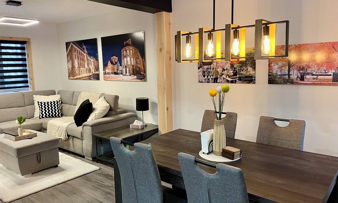 Joliette Apartment | In the heart of Joliette "Sol de Musique"! Peace of mind and proximity.
