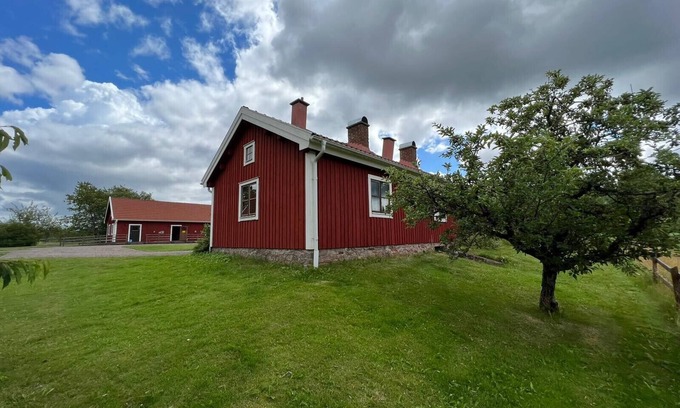 Grimstorp House | In the heart of the Småland Highlands by the lake