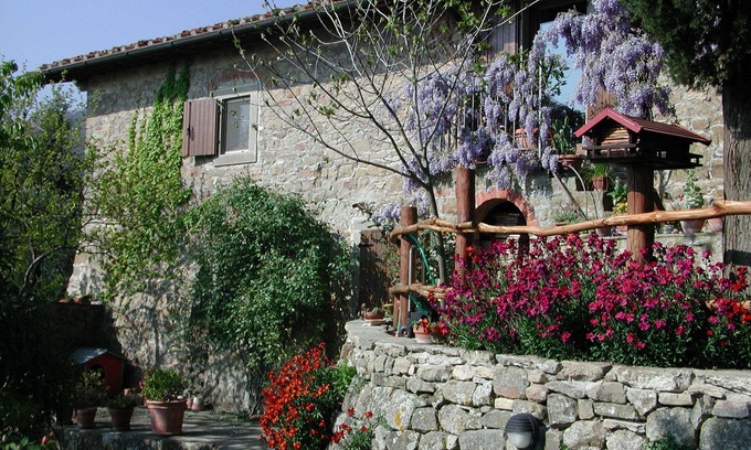 Figline e Incisa Valdarno Apartment | Incisa In Val D Arno: Country Farm Holidays in Tuscany - Apartment for rent in the tuscan countryside