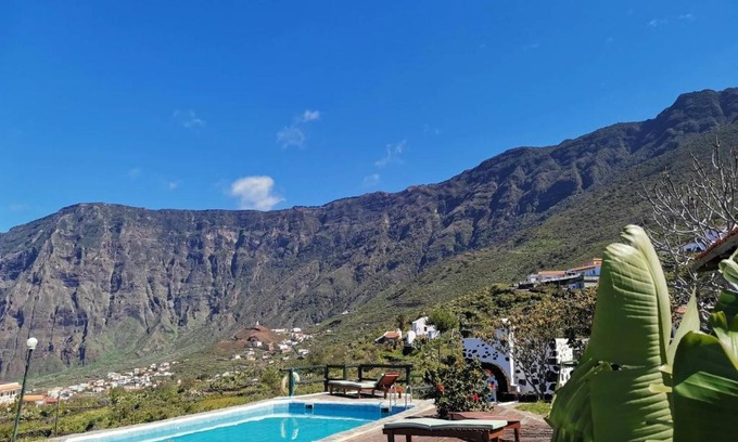 Tigaday Apartment | Increibles vistas al mar y a la montana, BBQ, Piscina y Tennis