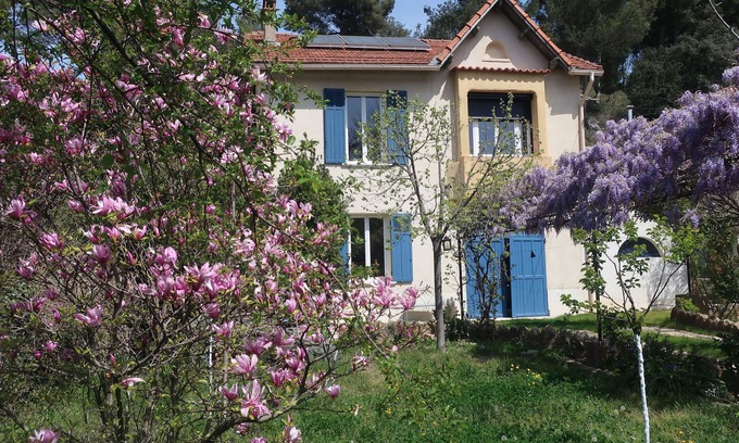 Aubagne Apartment | Independent apartment with garden in Provence near Casamance