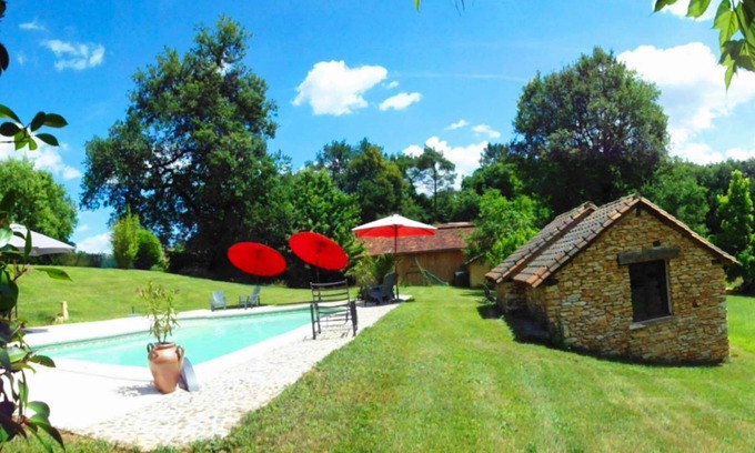 Simeyrols Cottage | Independent cottage - private terrace - shared swimming pool