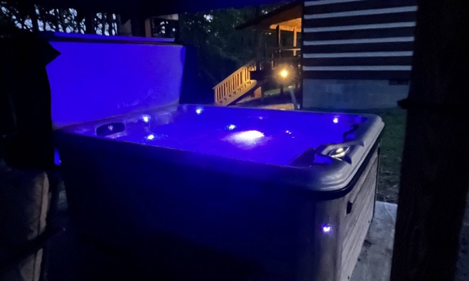 French Creek Cabin | Indian Camp Retreat.with relaxing Hot tub, outdoor Fireplace and WiFi