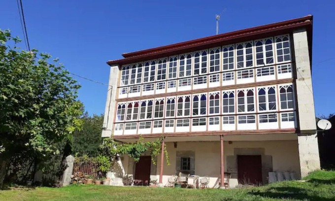 Arredondo Cottage | Indianoshouse. Indian mansion in a small town in Cantabria