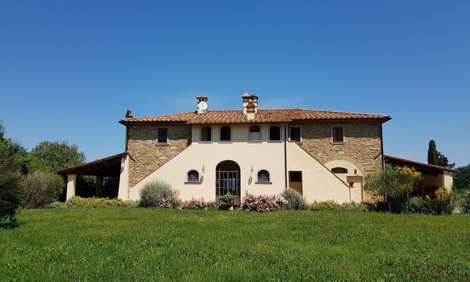 Soiana House | Indipendent, fully restored '700c House.Ideal for daily trips and deserved rest!