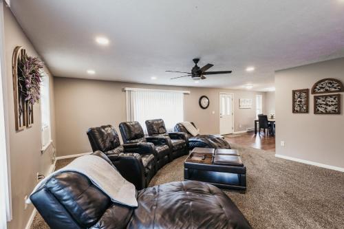 Trowbridge Park House | Indoor Hot-Tub! Spacious & Updated MQT Township Home!