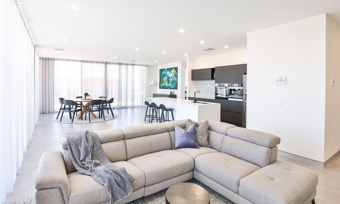 Mildura Central Business District Apartment | Indulge Apartments City View Penthouses