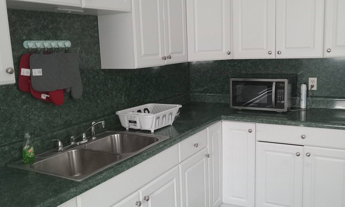 Fultondale House | InExpensive Estates, LLCnnQuiet Cost Efficient Lodging for Traveling