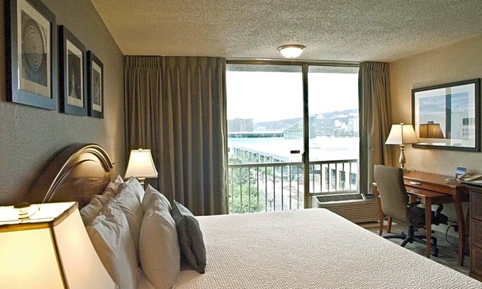 Lloyd District Hotel | Inn At The Convention Center