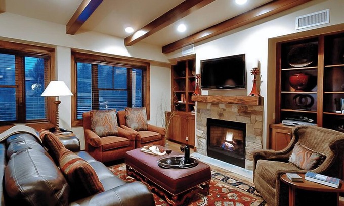 West End Condo | Innsbruck Aspen | Deluxe One-Bedroom Garden Residence 01 w/Hot tub, Centrally located
