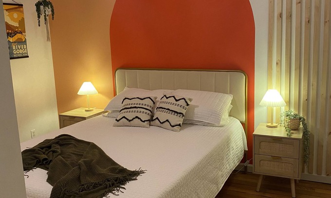 Summerlee House | Insta Worthy + 10 min to NRGNP+ Pets Welcome
