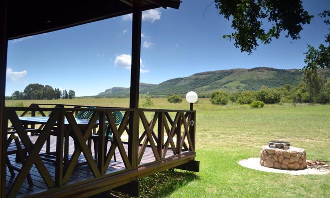 Maanhaarrand Resort | Intaba Thulile
