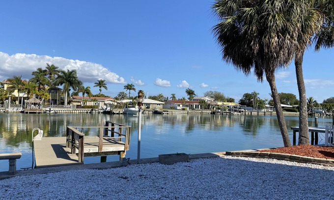 Capri Isle Condo | Intercostal Condo, easy walk to Treasure Island Beach