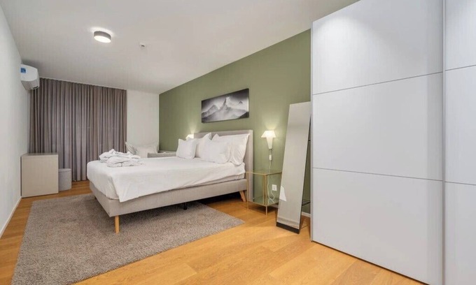 Bangerten Apartment | Interlaken Three Bedroom Interlaken Apartment with King Bed and extra sofa bed