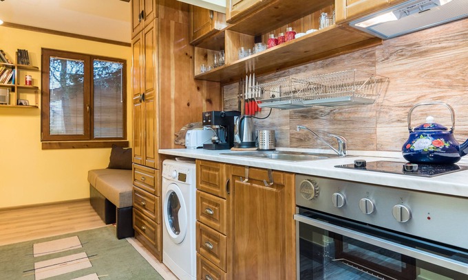 Old Town Cabin | Into the nature Rila