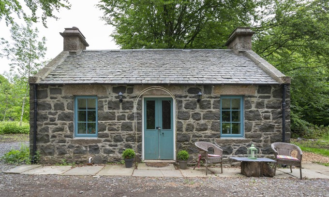 Wartle Cottage | Inverurie Glamping Bothy