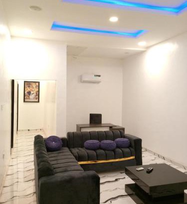Lagos Apartment | Inviting 2-Bed Apartment in Ifako-Ijaiye