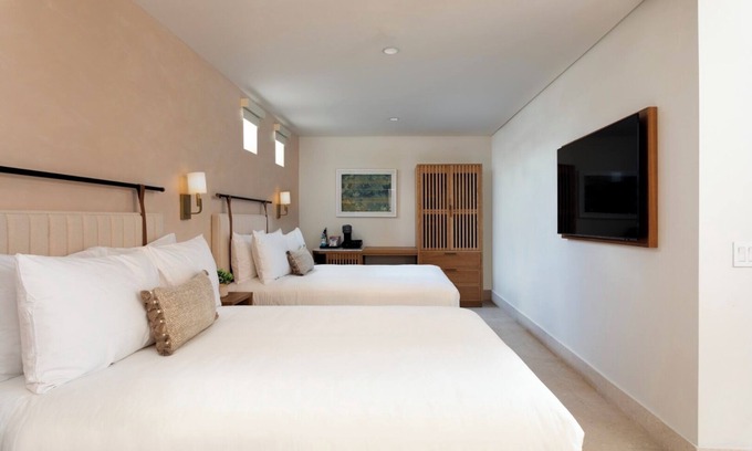 San Juan House | Inviting Boutique Room w/Stunning Rooftop Views of Old San Juan