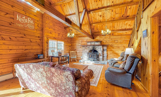 Lisbon Cabin | Inviting dog-friendly cabin on 23 acres - sauna, skiing, firepit, & washer/dryer