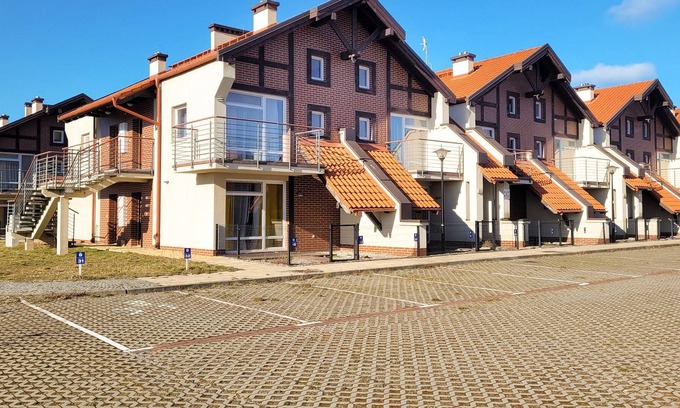 Krynica Morska Apartment | Inviting vacation apartment in Krynica Morska.