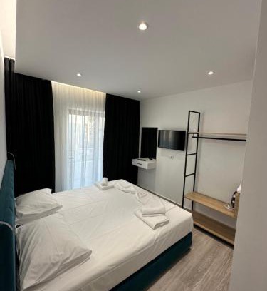 Sarande Hotel | IO's Apartments
