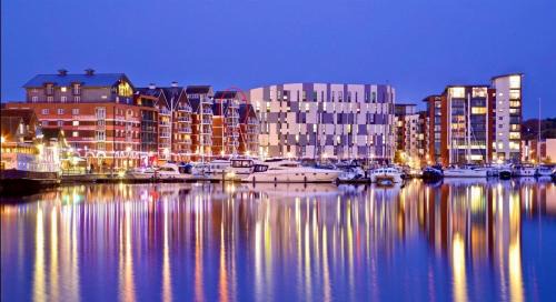 Ipswich Apartment | Ipswich Marina Penthouse