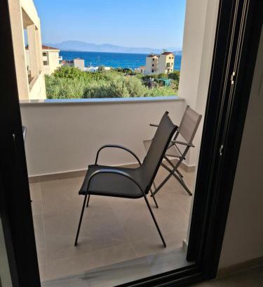 Milos Apartment | Irides Apartments
