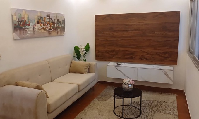 Douala Apartment | Irina Blessed Homes : 1-bedroom apartment in Douala Bonanjo with WiFi, AC