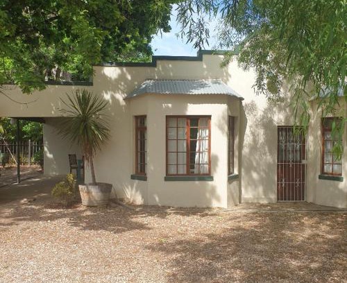 Breede Valley Apartment | Irma's farmstay at the Nuy Valley Guesthouse