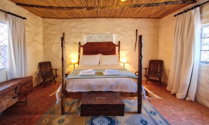 Graaff-Reinet House | Ironstone Cottage