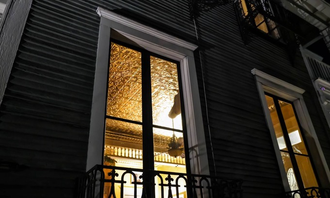 Metropolitan House | Isetta Inn (Boutique Inn)