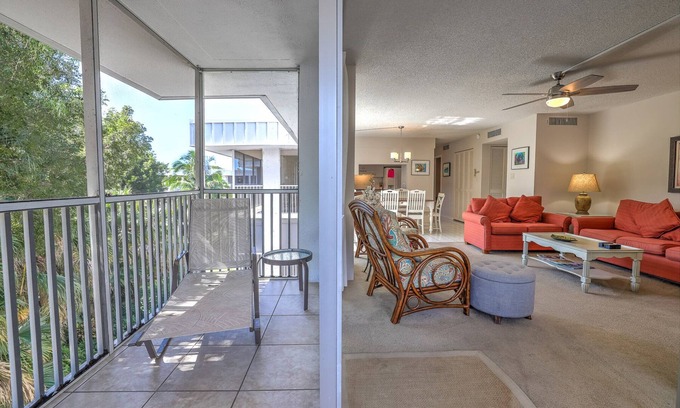 Sanibel Condo | Island Beach Club #P1A is a 2/2 vacation rental on Sanibel Island!