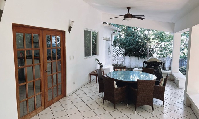 Contadora Island House | Island Garden villa - 3 bedroom, 3 bathroom, cozy and spacious. Wifi, TV, grill
