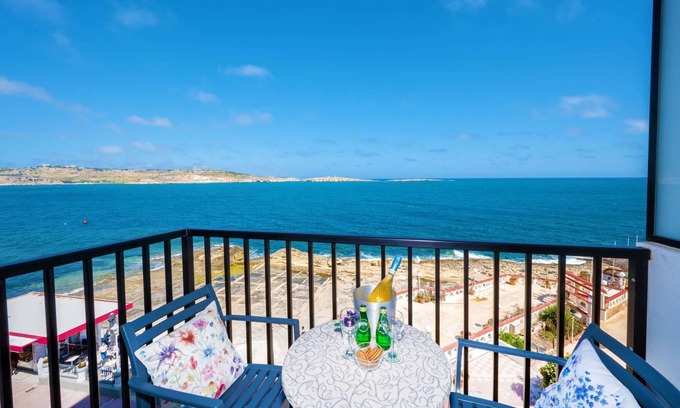 Qawra Apartment | Islet Promenade Seafront Family Apartment with 2 balconies