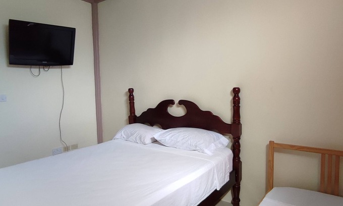Picard House | Iso’s Vacation Rental Apartment #8